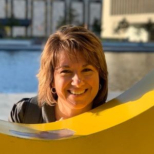 Meet your Posher, Renee